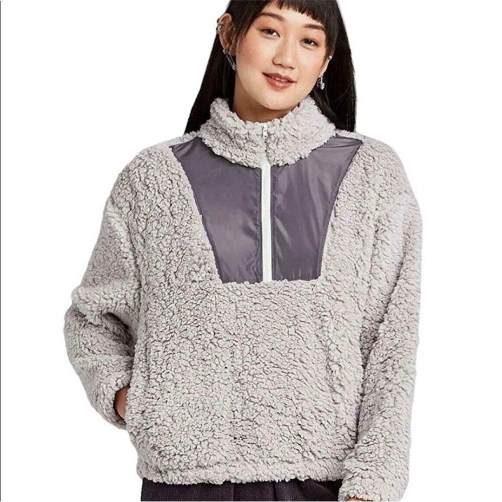 WILD FABLE• fleece grey and green detail half zip